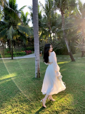 ByYou 温柔风法式方领白色泡泡袖连衣裙收腰长款高级设计感小白裙