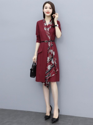 女神范高端连衣裙2025年春秋季新款名媛气质不规则印花拼接针织裙