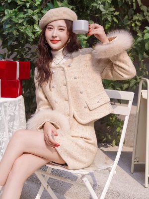 小香风时尚羽绒服套装女2023新款爆款欧货流行冬装搭配一整套高端