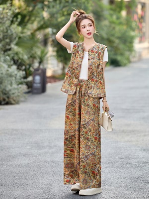 新中式盘扣提花套装女2025夏季新款时尚高端贵气巨好看国风三件套