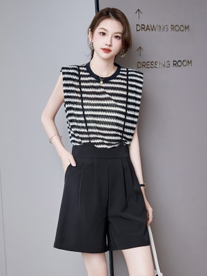 2025夏季新款欧货漂亮套装女装洋气时尚小飞袖上衣背带短裤两件套