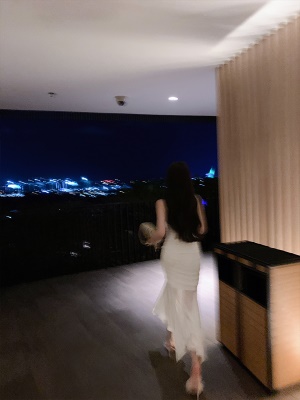 ByYou 夏季新款温柔风网纱鱼尾白色吊带连衣裙收腰显瘦包臀长裙子