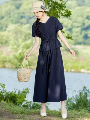 成套搭配收腰衣服女套装2025夏新款爆款时尚巨显瘦遮肉裙裤两件套