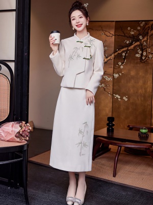 新中式羊毛呢套装女春秋2025新款高端大气名媛减龄小香风两件套裙