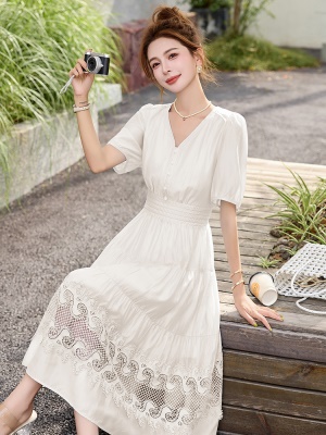 新中式绝美天丝连衣裙女2025夏季新款独特漂亮掐腰蕾丝镂空长裙子