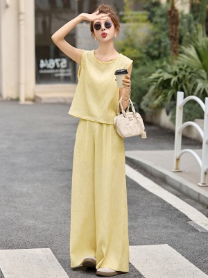 欧货显瘦遮肚子减龄套装女2025夏季新款休闲宽松阔腿裤背心两件套