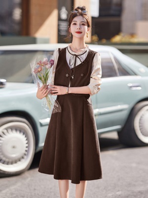新中式盘扣连衣裙女2025春季新款高端奢华小个子显高国风复古长裙