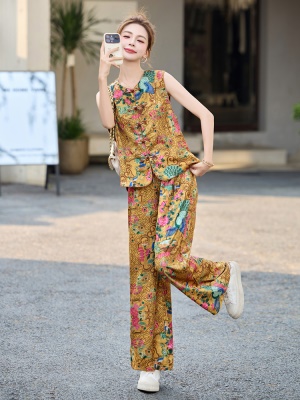 新中式盘扣提花套装女2025夏季新款时尚高端贵气巨好看国风三件套