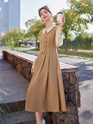 假两件长袖设计师连衣裙女2025春季新款欧货时尚小个子高端a字裙