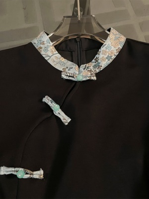 新中式国风黑色旗袍连衣裙女高级感春秋季2025新款高端名媛小黑裙