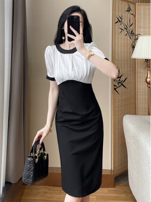 OL职业装修身显瘦连衣裙女神范2025夏季新款名媛气质职场包臀裙子