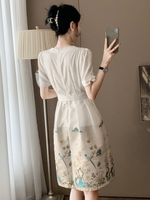 新中式国风白色V领连衣裙夏季新款女装高级感气质汉服旗袍马面裙