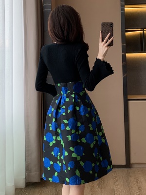 裙子2025年秋冬新款打底裙高端名媛气质拼接提花针织连衣裙中长款