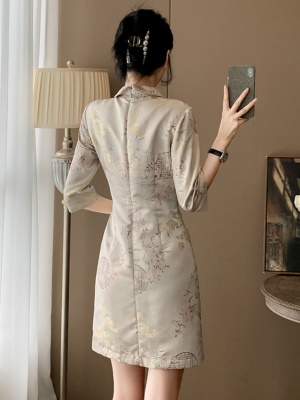 新中式国风旗袍连衣裙女装2025秋季新款优雅气质礼服收腰显瘦裙子