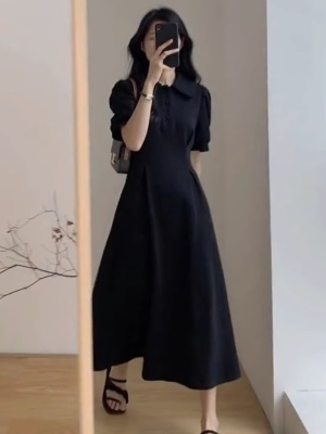 黑色衬衫连衣裙2025新款赫本风小黑裙宽松遮肚子显瘦长裙子女夏季