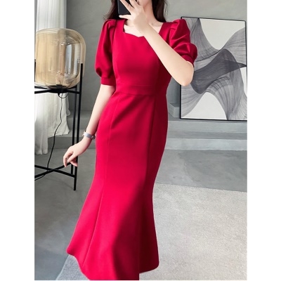 法式高级感红色连衣裙女夏名媛宴会气质修身订婚礼服裙子平时可穿