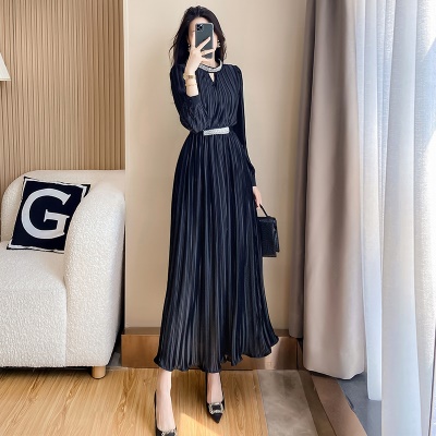 春装2025新款气质黑色连衣裙高级感中长款晚礼服裙子轻奢小众高端