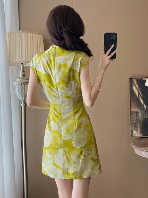 新中式国风旗袍改良连衣裙高级感气质褶皱显瘦裙子女夏季2025新款