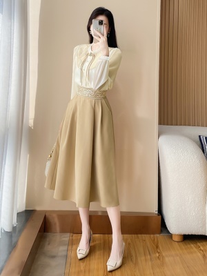 新中式国风套装裙2025早春新款女干练衬衫时尚职业半身裙子两件套