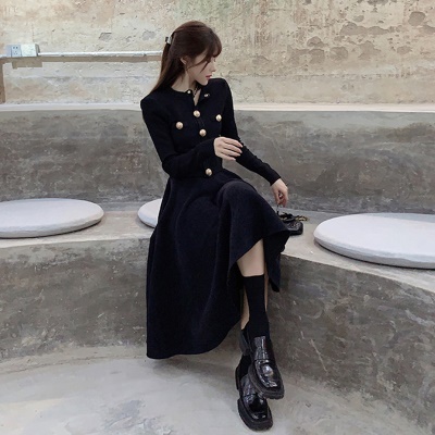 2025年秋冬季新款女装小香风长袖打底黑色针织连衣裙两件套装裙子