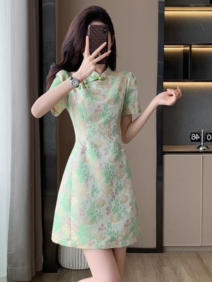 国风绿色连衣裙2025夏季新款气质女装新中式旗袍裙子年轻少女减龄