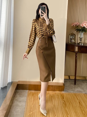 高级感气质名媛职业套装裙2025早秋装新款小香风连衣裙两件套秋季
