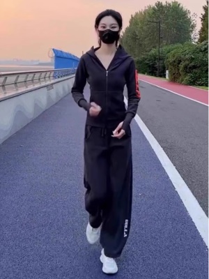 休闲运动套装女早秋2025新款时尚洋气减龄宽松跑步运动服两件套潮
