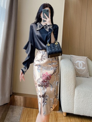 高级感包臀半身裙套装裙子2025早秋新款中式国风长袖衬衫两件套裙