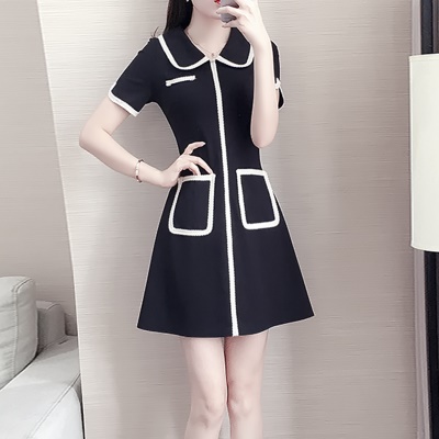 2020新款矮小个子心机小黑裙赫本风娃娃领短袖连衣裙修身显瘦气质