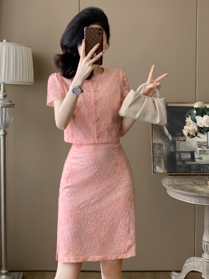 小香风粉色气质两件套女夏季2025年夏装新款小个子时尚包臀裙套装