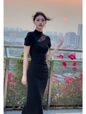 改良旗袍高级感气质修身显瘦赫本风包臀礼服连衣裙女夏季2025新款