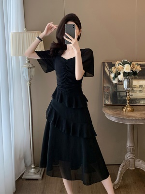 2025新款赫本风高端精致法式气质高级感雪纺黑色连衣裙女夏小黑裙