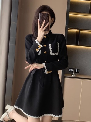 早秋季2025新款高端小香风连衣裙女小个子收腰显瘦高级感黑色裙子