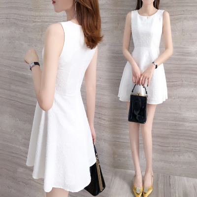 小个子白色吊带连衣裙小清新a字裙女夏天无袖裙子雪纺法式高级感