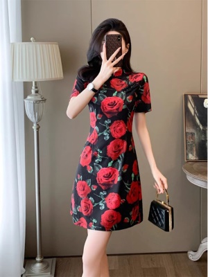 红色新中式国风旗袍连衣裙子女夏季收腰显瘦气质减龄高级感晚礼服