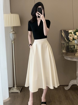 法式赫本风御姐套装高级感女连上衣裙子两件套夏季轻奢气质半身裙