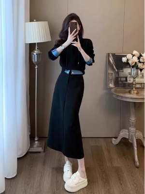 今年流行搭配一整套漂亮套装裙2025秋季新款欧货卫衣半身裙两件套