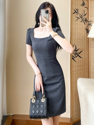 灰色通勤OL连衣裙夏高端轻奢女装气质职业装女神范收腰显瘦包臀裙