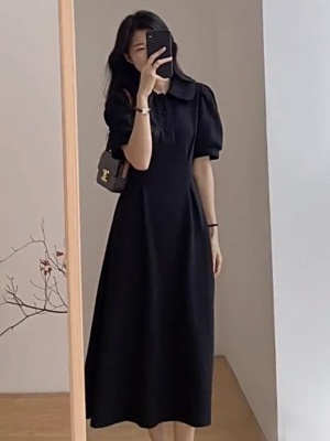 黑色衬衫连衣裙2025新款赫本风小黑裙宽松遮肚子显瘦长裙子女夏季