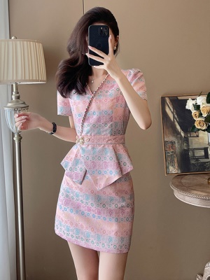 国风时尚套装今年流行两件套装新中式夏季职业包臀V领裙子高级感