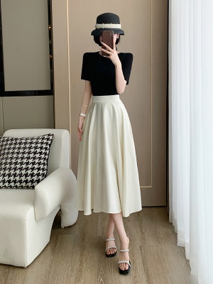 高腰显瘦a字伞裙赫本风御姐套装女夏高端精致醋酸缎面白色半身裙