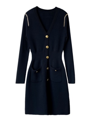 赫本风复古小黑裙打底内搭收腰显瘦小香风黑色针织连衣裙秋冬女装