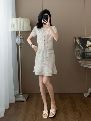 镂空蕾丝上衣百搭配半身裙两件套装女气质宽松夏季新款穿搭一整套