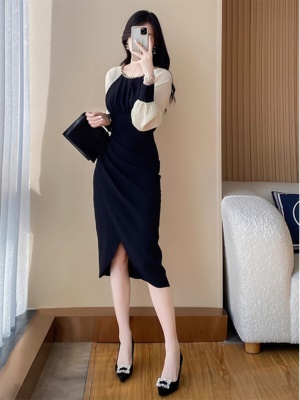 黑色职业连衣裙女2025年秋季新款高级感修身包臀气质通勤长袖裙子