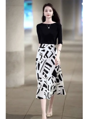 2025夏季新款高端气质半身裙两件套装高级感连衣裙子穿搭一整套女