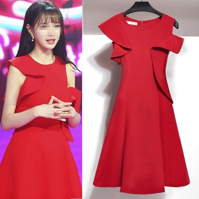 夏季露肩白色礼服裙子平时可穿轻奢法式小众高端气质小个子连衣裙