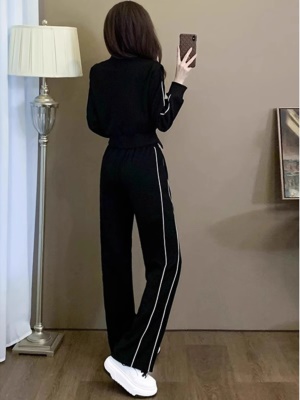 时尚卫衣套装女秋季新款气质v领黑色长袖上衣休闲运动裤两件套潮