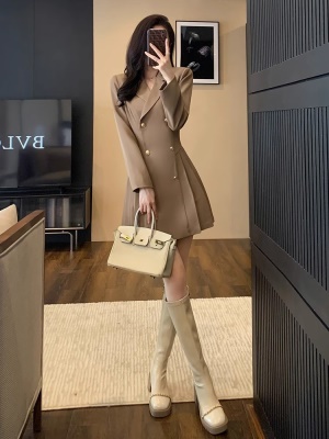 高端职业装干练西装连衣裙春秋新款高级感修身显瘦气质女神范裙子