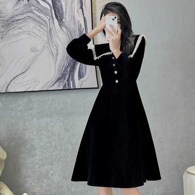 赫本丝绒娃娃领红色订婚连衣裙秋冬长裙高级感礼服裙高端轻奢小众