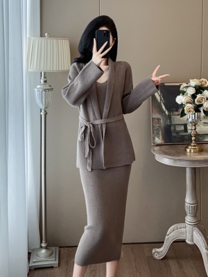 小香风新款慵懒风针织开衫吊带裙两件套气质外套秋冬季穿搭一整套